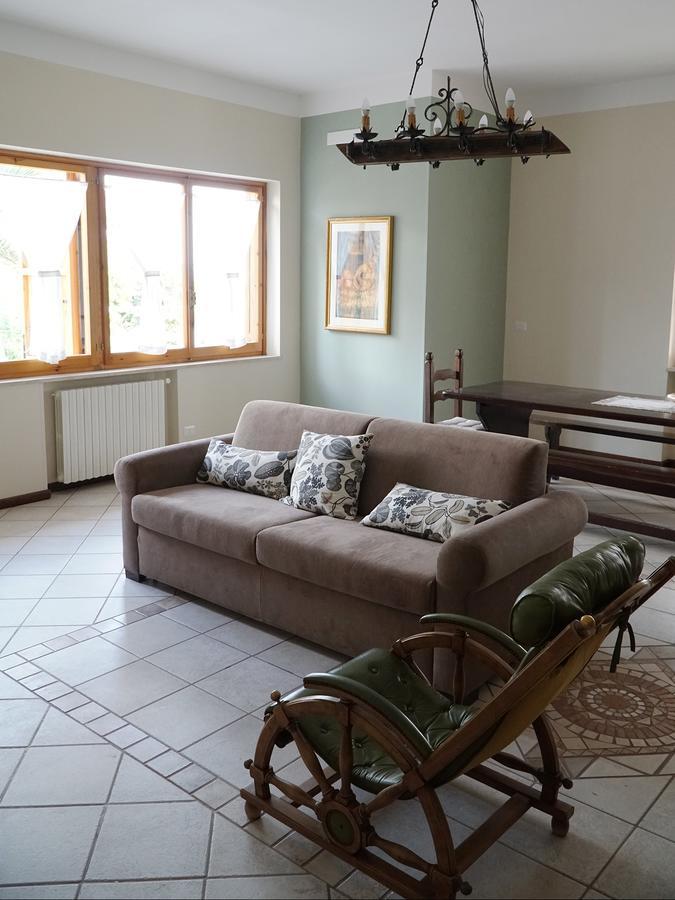 Villa Bruna Country Holiday มาเตรา ภายนอก รูปภาพ
